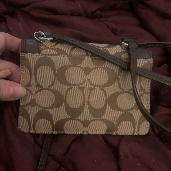 Coach- Small Wallet Purse w/Strap - Picture 4 of 6
